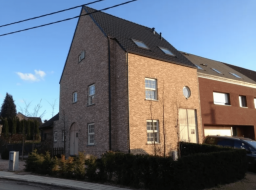 Klassieke Halfopen Nieuwbouw Kooige